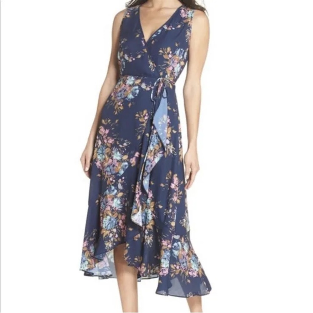 Beautiful Charles Henry wrap floral dress/Size Small